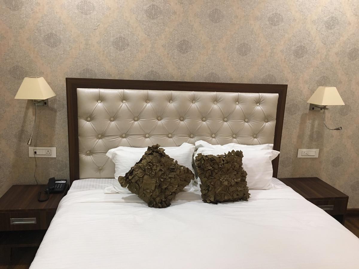 Hotel Anand Renaissance Firozpur Luaran gambar